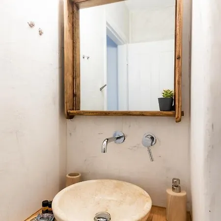 Anna's * Mykonos Town